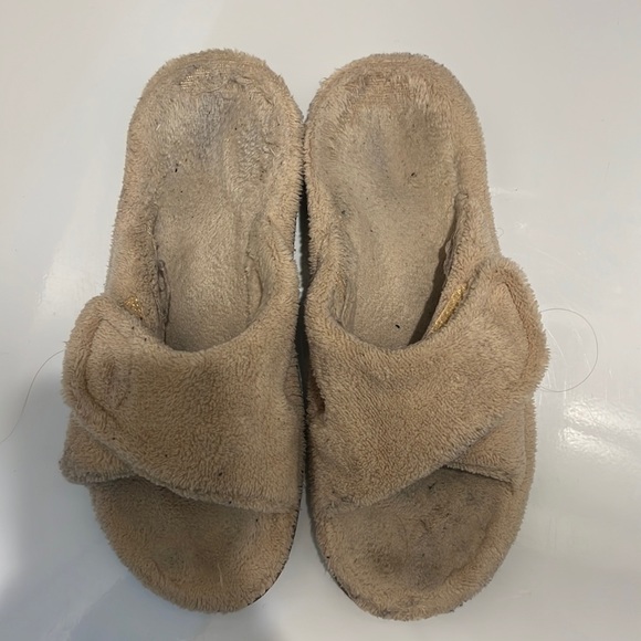 Vionic Shoes Vionic Orthopedic Slippers Size 7 Poshmark